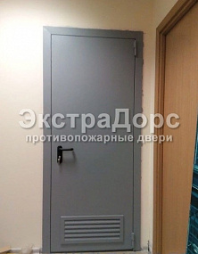Противопожарные двери с решеткой от производителя в Солнечногорске  купить
